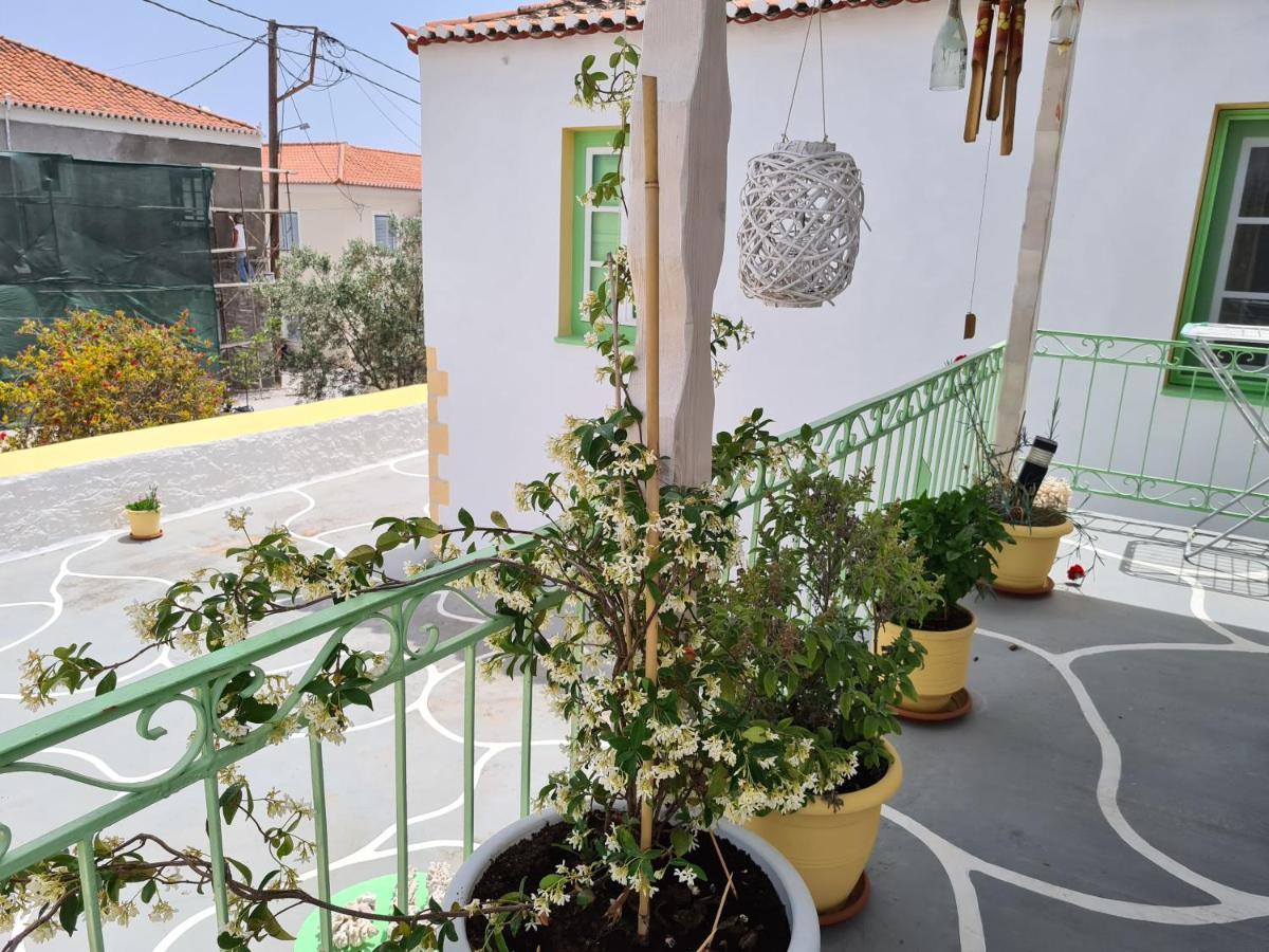 Vaggelis Traditional House Spetses Town Exterior photo